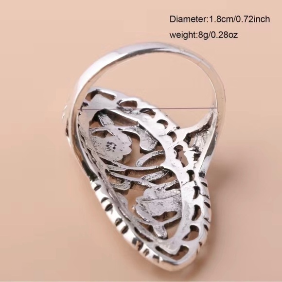 Size 5.5 Long Floral Ring - Picture 4 of 4